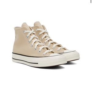 Converse Chuck 70 Hi in Oatmilk/Egret/Black size 8M